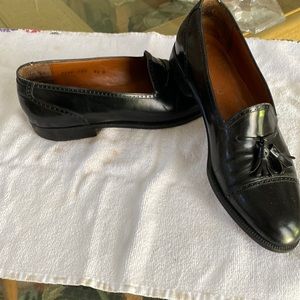 EUC MEN'S FERRAGAMO TASSLE LOAFERS